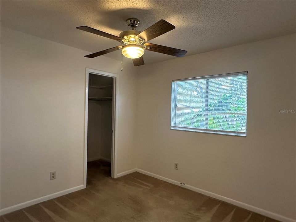 For Rent: $1,750 (3 beds, 2 baths, 988 Square Feet)