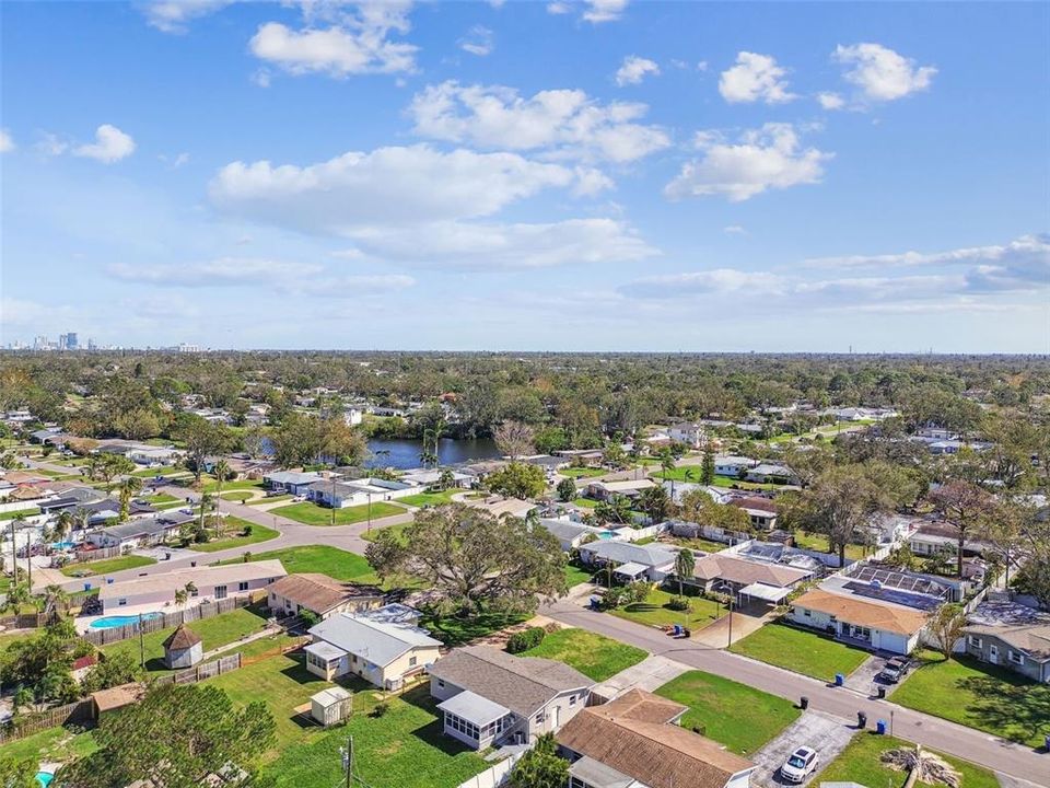 Active With Contract: $479,900 (3 beds, 2 baths, 1243 Square Feet)