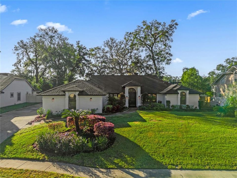 For Sale: $725,000 (4 beds, 2 baths, 2398 Square Feet)