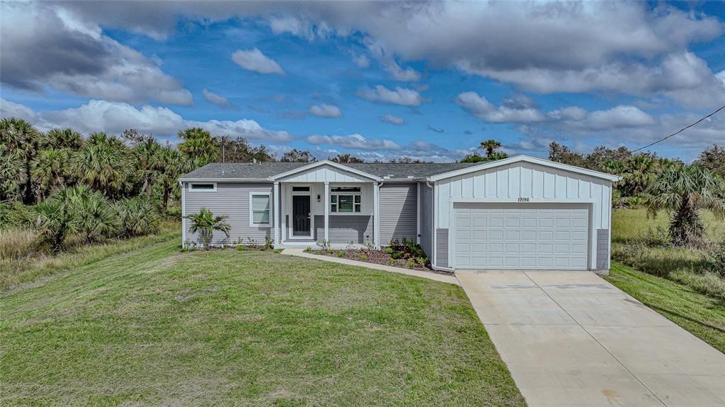 For Sale: $349,900 (3 beds, 2 baths, 1800 Square Feet)