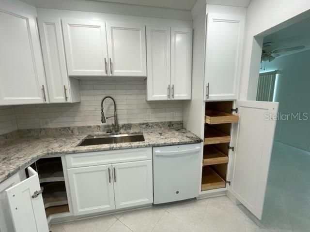 For Rent: $1,700 (2 beds, 2 baths, 1100 Square Feet)