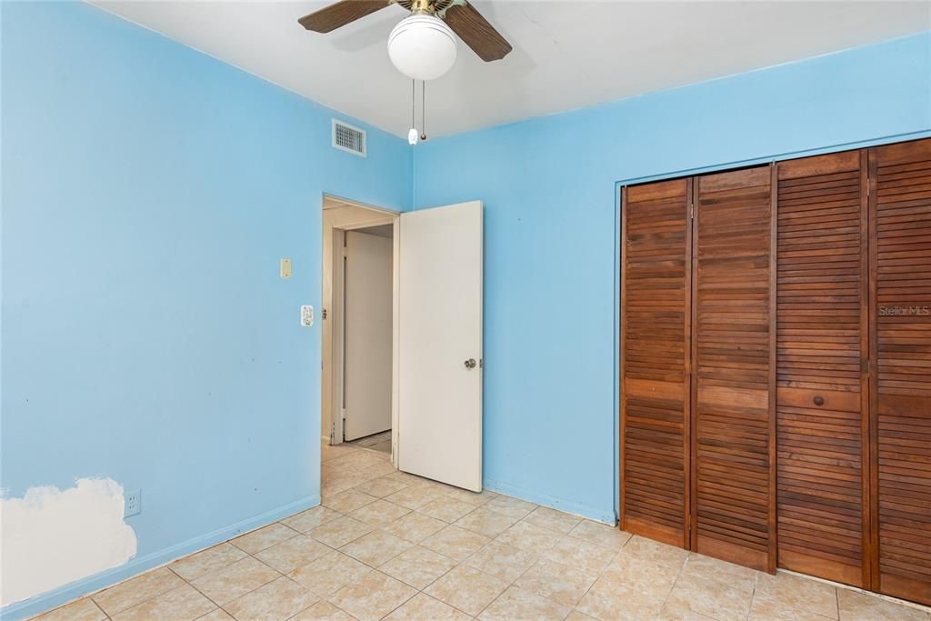 For Sale: $329,000 (4 beds, 2 baths, 1672 Square Feet)