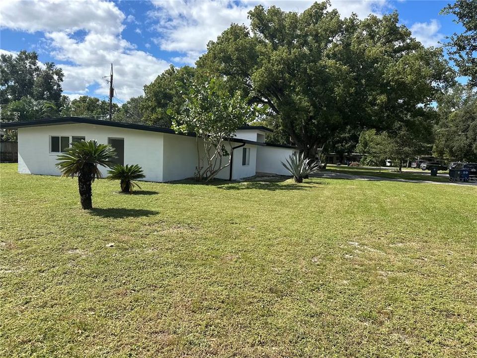 For Sale: $888,888 (3 beds, 2 baths, 1760 Square Feet)