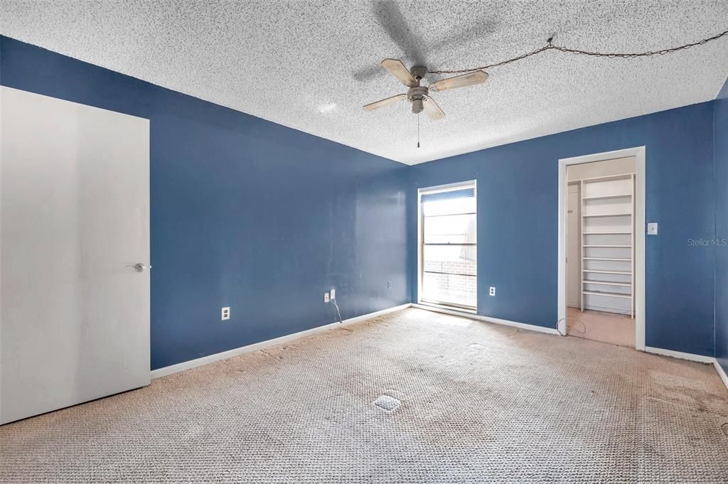 Active With Contract: $36,000 (1 beds, 1 baths, 732 Square Feet)