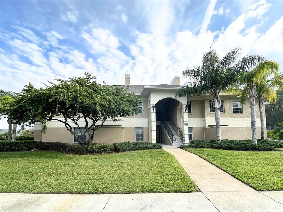 Recently Rented: $1,325 (2 beds, 2 baths, 1017 Square Feet)