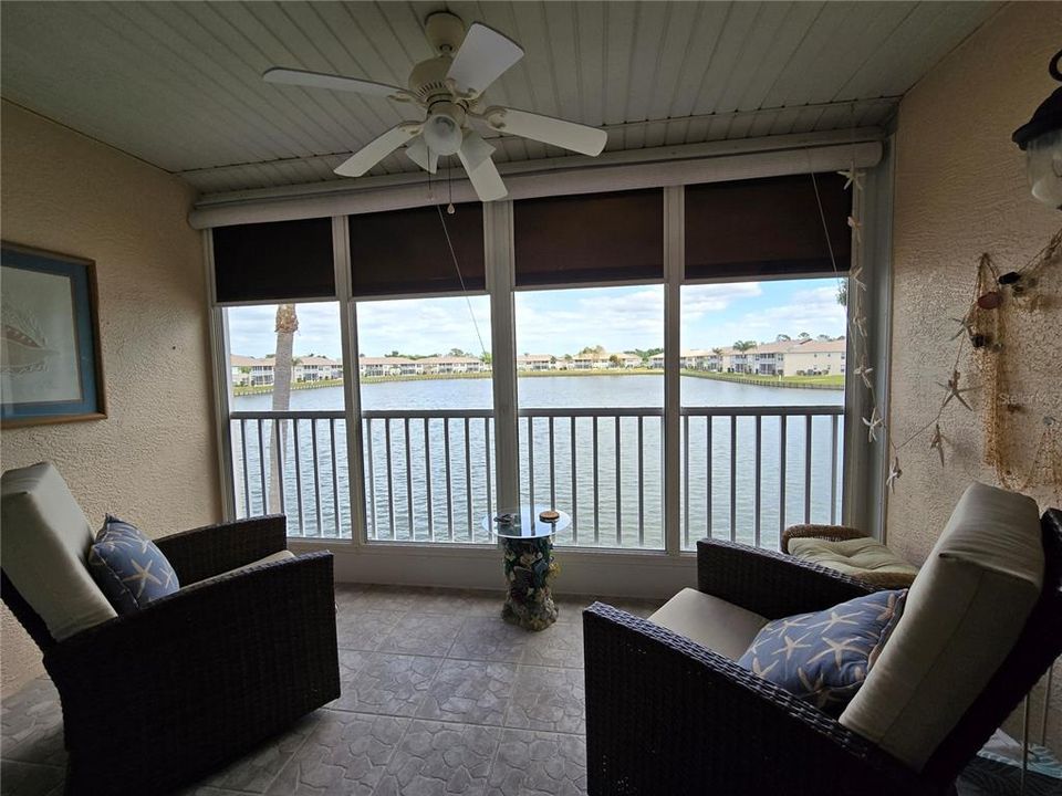 Peaceful Lake Views from the Spacious 2nd Flr 4 Season Lanai