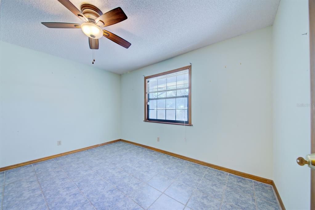 For Sale: $259,000 (2 beds, 2 baths, 1272 Square Feet)