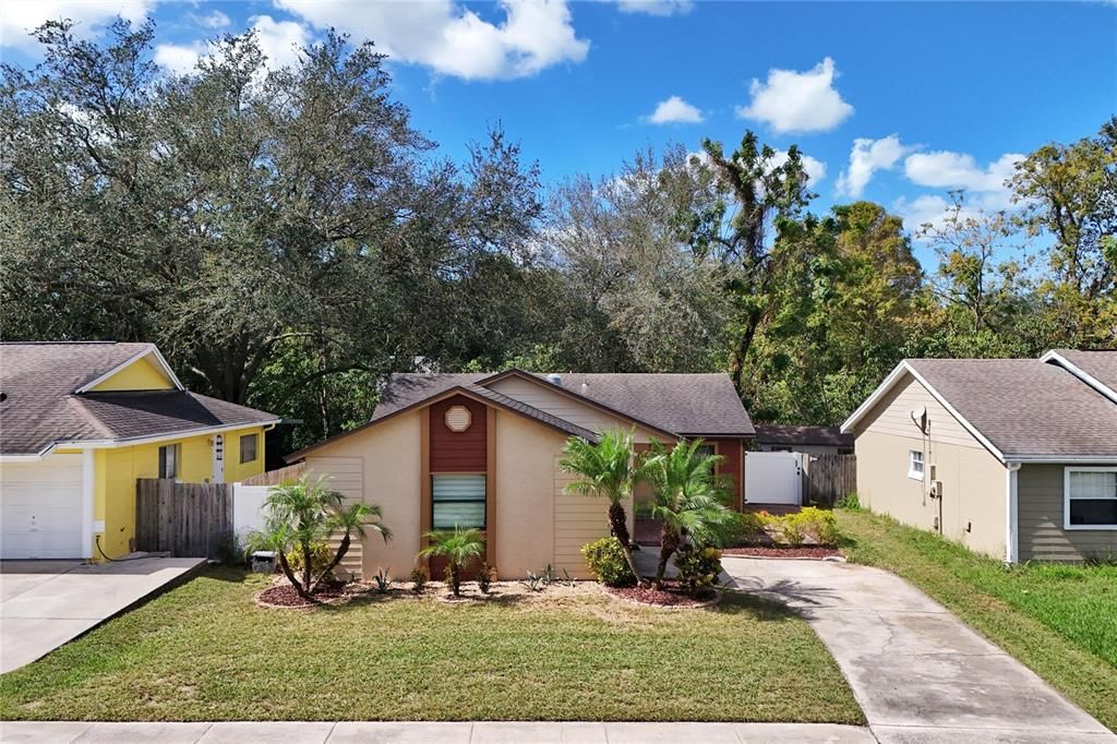 For Sale: $375,000 (4 beds, 2 baths, 1248 Square Feet)