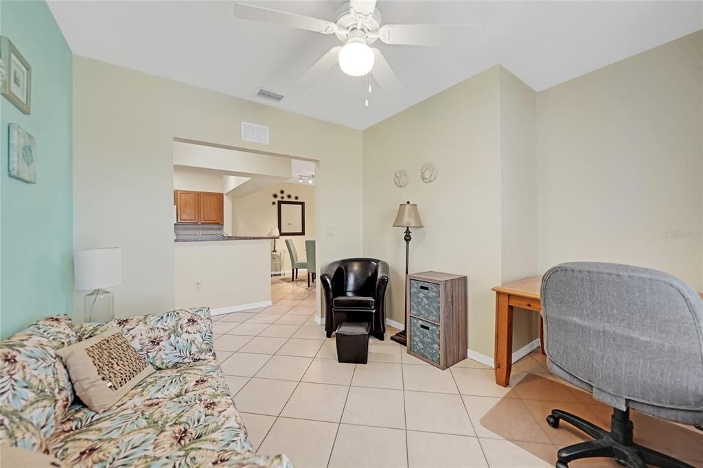 For Sale: $206,900 (2 beds, 2 baths, 1367 Square Feet)