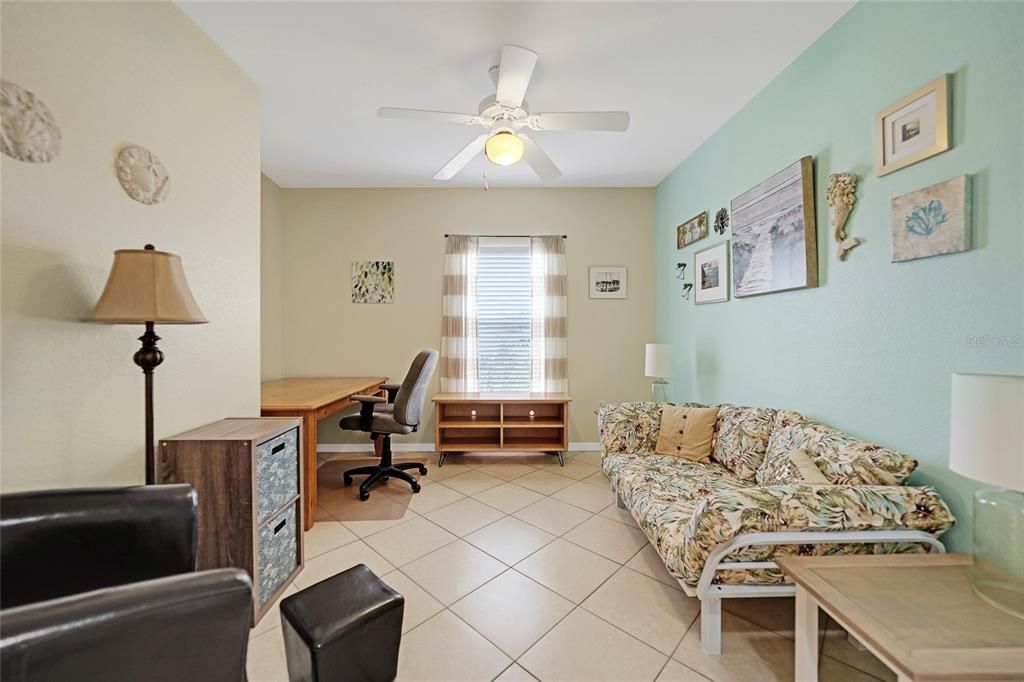 For Sale: $206,900 (2 beds, 2 baths, 1367 Square Feet)