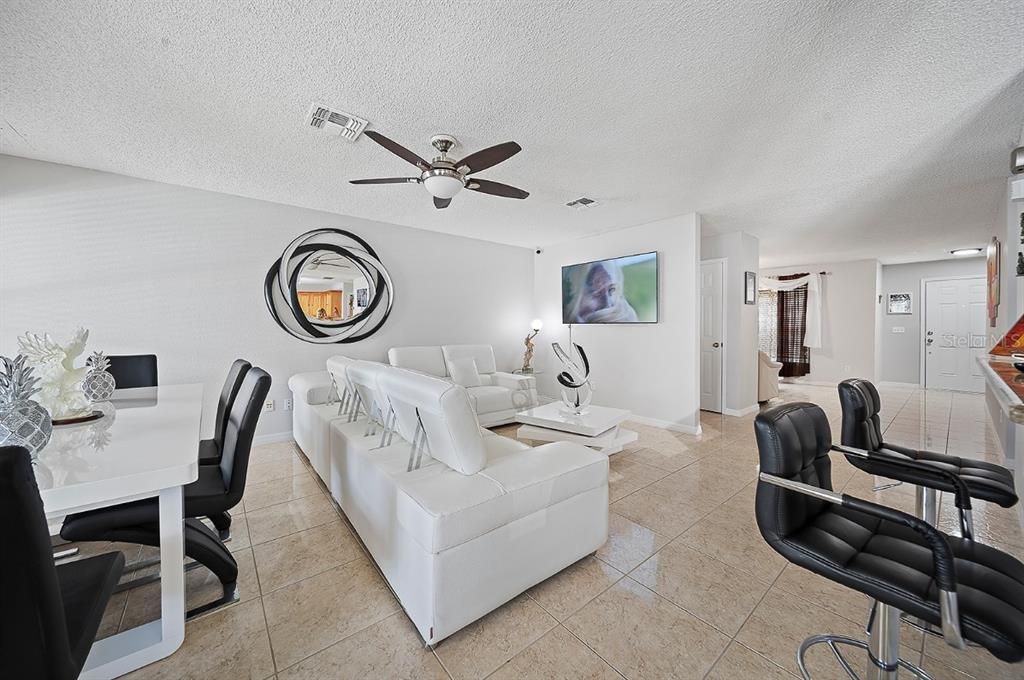 For Sale: $499,000 (4 beds, 2 baths, 2769 Square Feet)