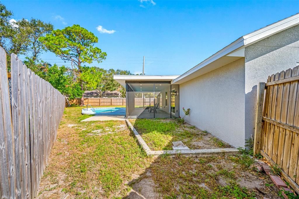 For Sale: $664,000 (3 beds, 2 baths, 1665 Square Feet)