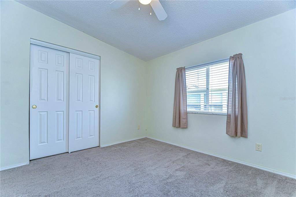 For Sale: $199,900 (2 beds, 2 baths, 1161 Square Feet)