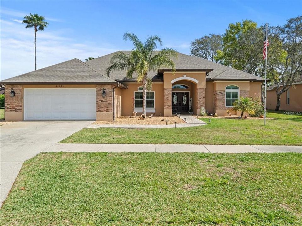 For Sale: $650,000 (4 beds, 2 baths, 3228 Square Feet)