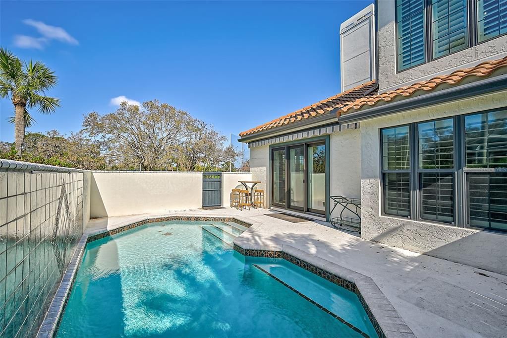 Active With Contract: $1,295,000 (3 beds, 3 baths, 2844 Square Feet)