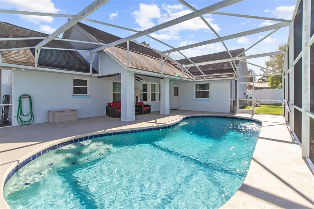 Screened Lanai/Pool