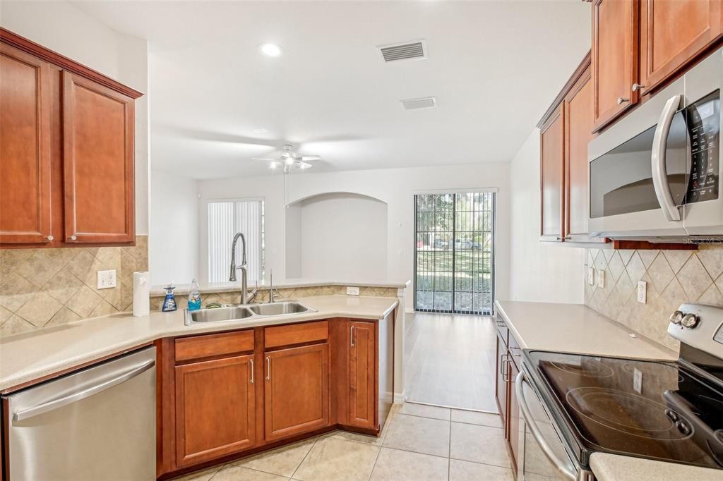 For Sale: $359,000 (3 beds, 2 baths, 1760 Square Feet)