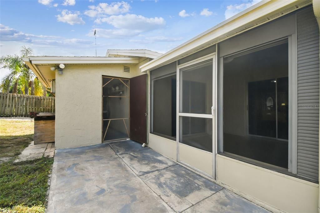 For Sale: $260,000 (3 beds, 2 baths, 1248 Square Feet)