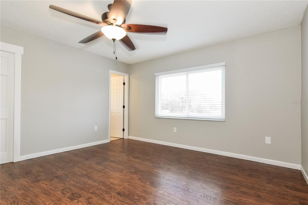 For Rent: $2,198 (3 beds, 2 baths, 1657 Square Feet)