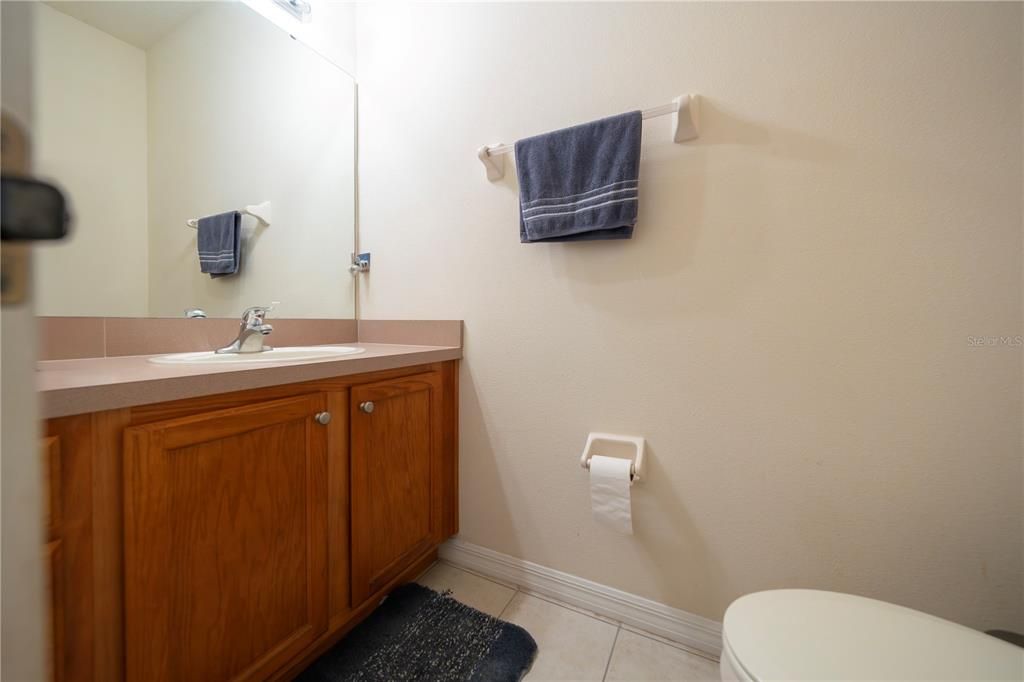 For Sale: $350,000 (3 beds, 2 baths, 1295 Square Feet)