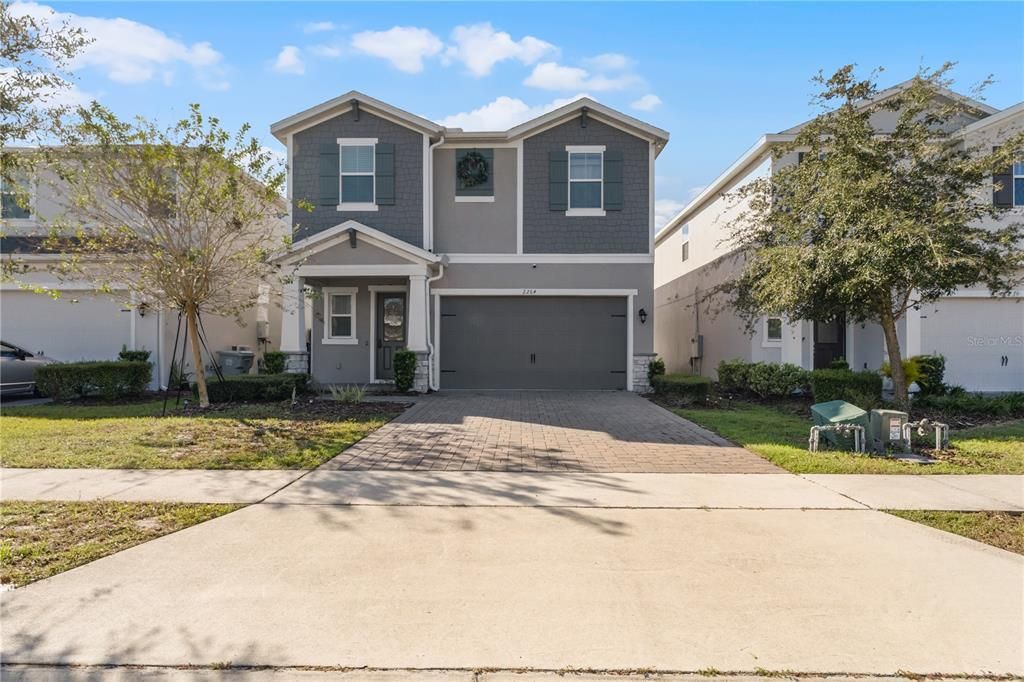 For Sale: $469,500 (4 beds, 2 baths, 2111 Square Feet)