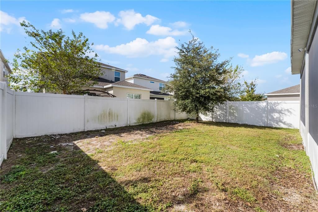 For Sale: $469,500 (4 beds, 2 baths, 2111 Square Feet)