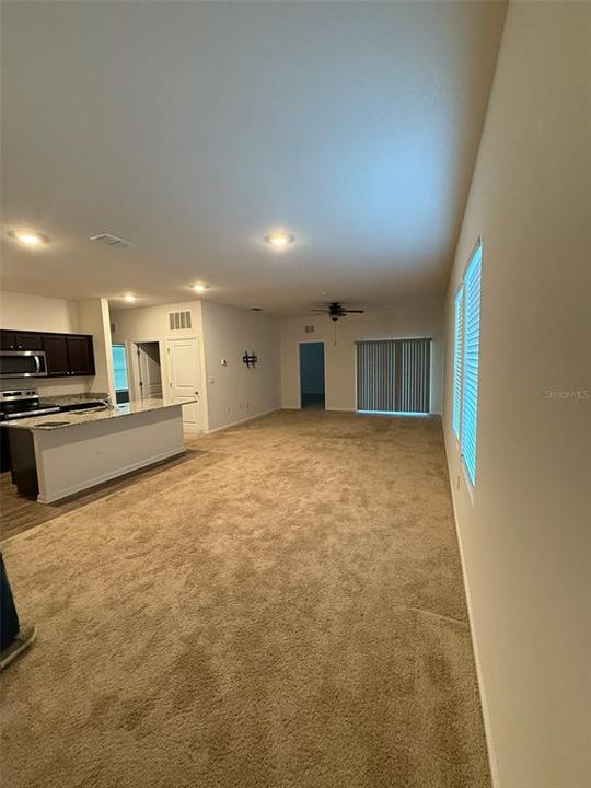 For Rent: $2,300 (3 beds, 2 baths, 1537 Square Feet)