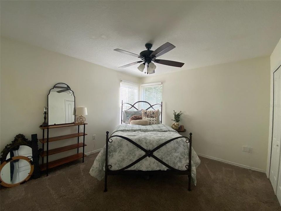 For Rent: $3,000 (5 beds, 3 baths, 2557 Square Feet)