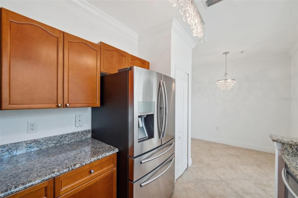 For Sale: $449,000 (2 beds, 2 baths, 1650 Square Feet)