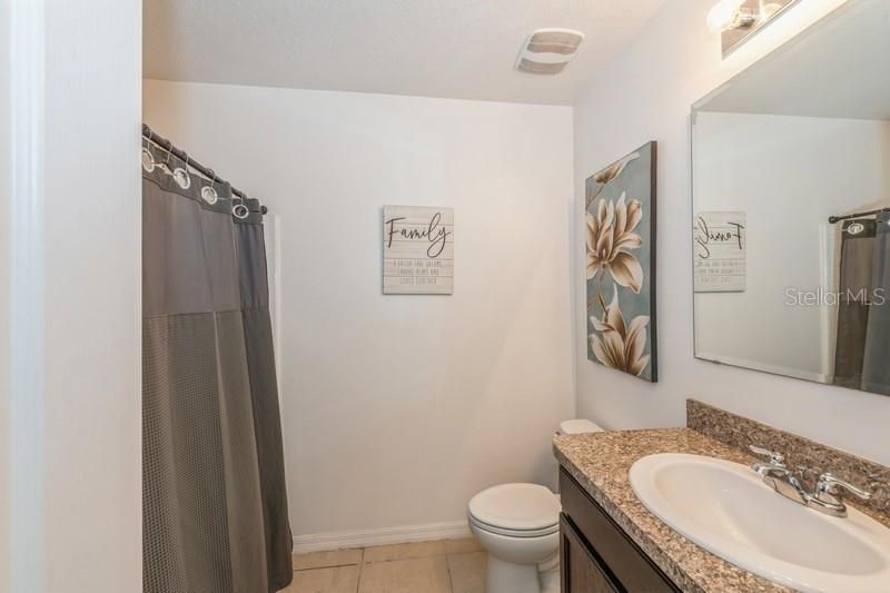 For Sale: $318,000 (3 beds, 2 baths, 1639 Square Feet)