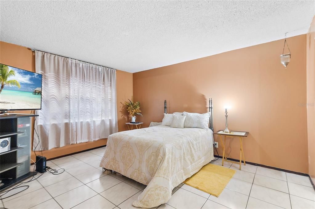 For Sale: $139,000 (2 beds, 2 baths, 960 Square Feet)