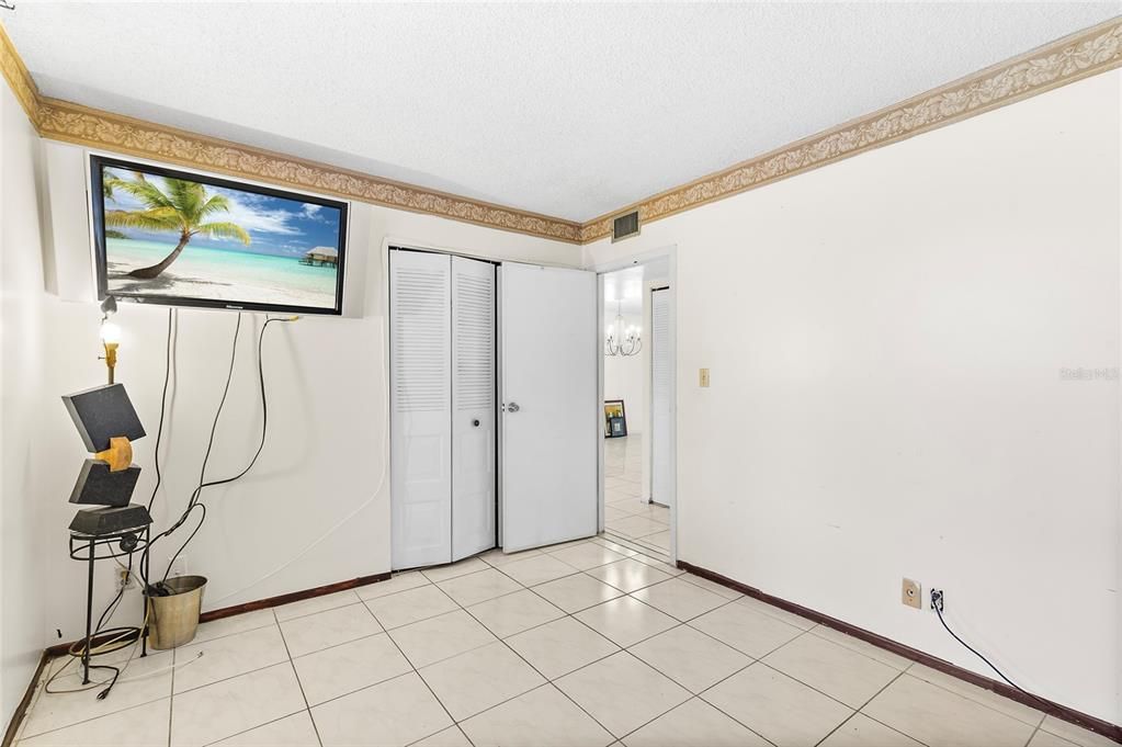 For Sale: $139,000 (2 beds, 2 baths, 960 Square Feet)