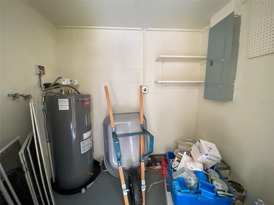 Washer/Dryer room