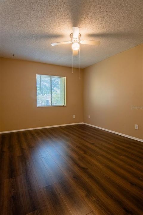 For Rent: $1,795 (2 beds, 1 baths, 1020 Square Feet)