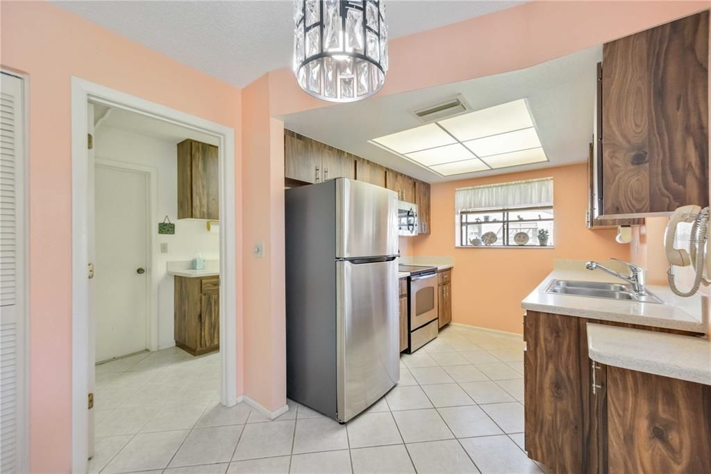 For Sale: $270,000 (2 beds, 2 baths, 1543 Square Feet)