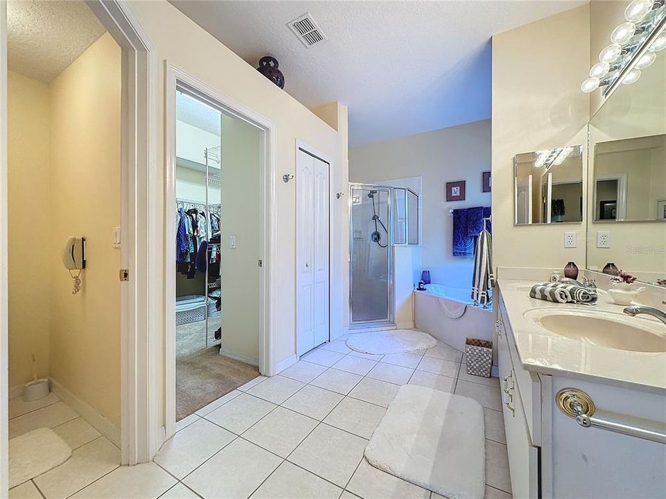 walk in closet and private toilet room