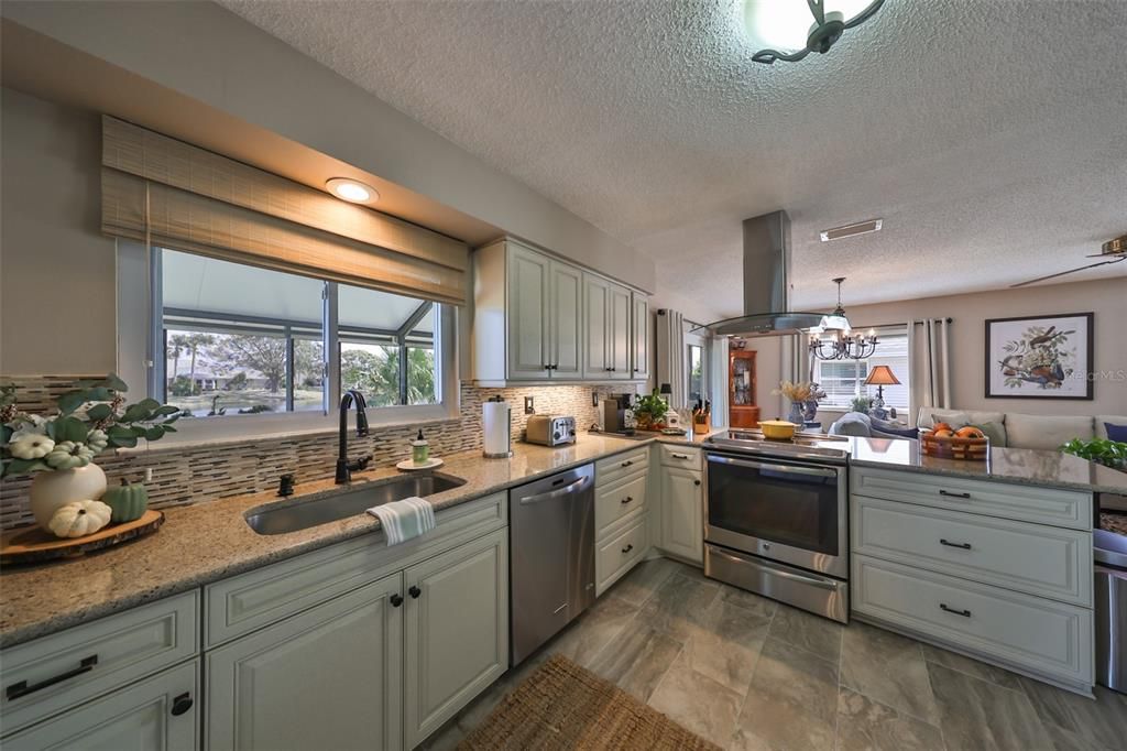 Exquisitely Remodeled Kitchen