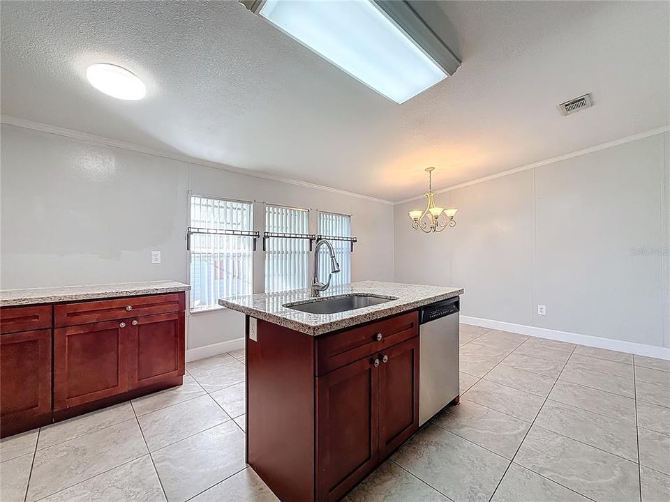 For Sale: $260,000 (4 beds, 2 baths, 1430 Square Feet)