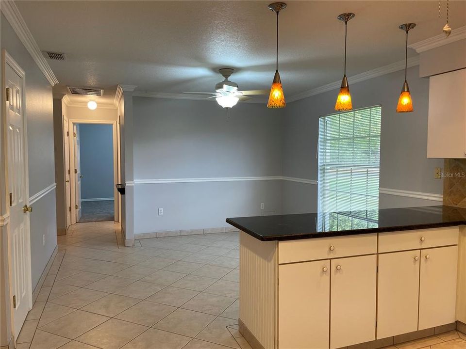 For Rent: $2,400 (2 beds, 2 baths, 1430 Square Feet)