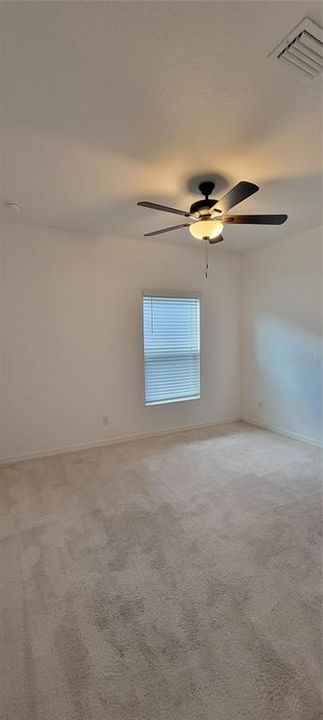 For Rent: $2,400 (3 beds, 2 baths, 1704 Square Feet)