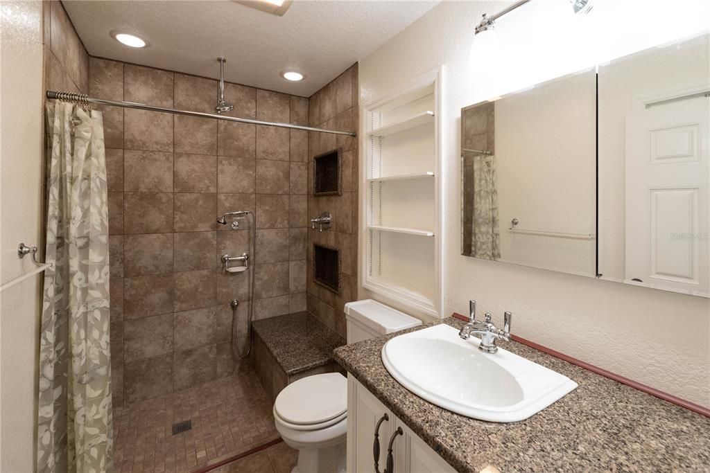 2nd bathroom