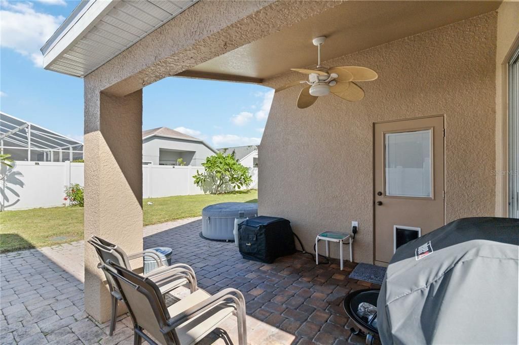 For Sale: $395,900 (4 beds, 2 baths, 1817 Square Feet)