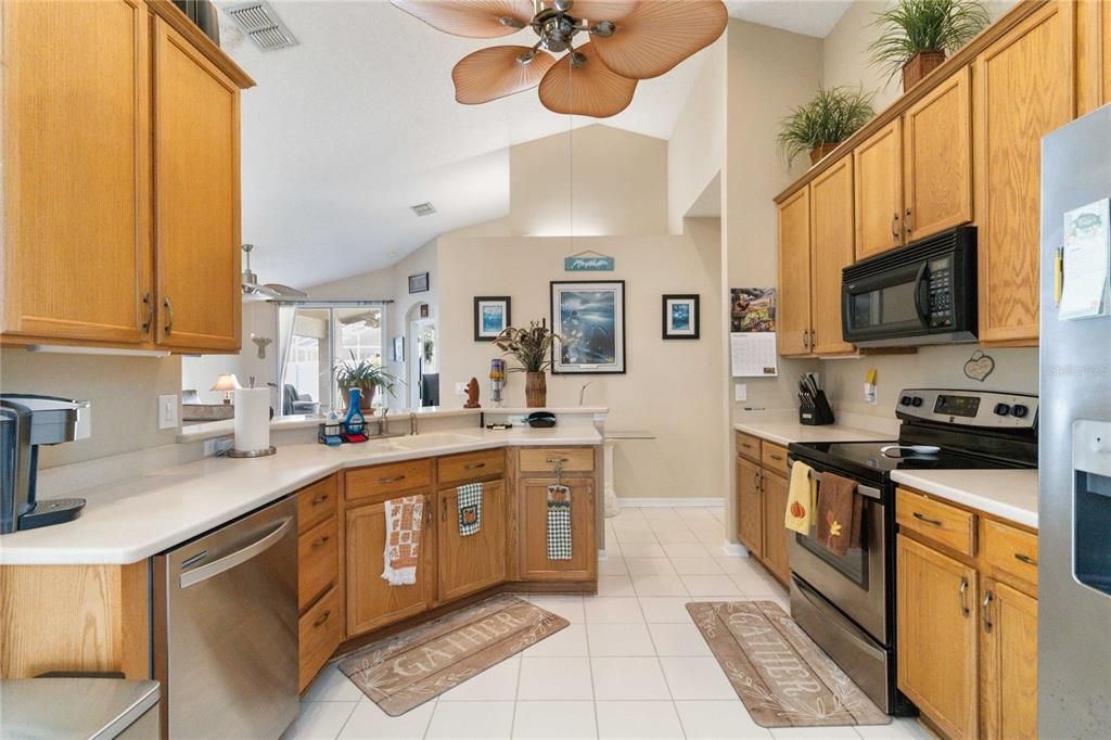 For Sale: $395,900 (4 beds, 2 baths, 1817 Square Feet)