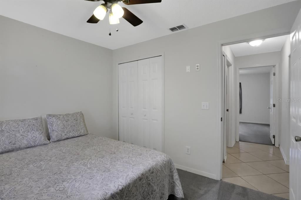 For Sale: $385,000 (3 beds, 2 baths, 1252 Square Feet)