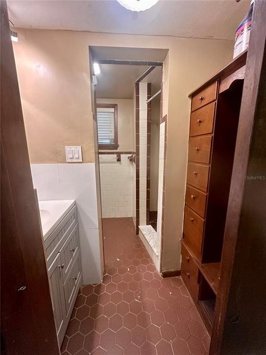 1st Floor Bathroom