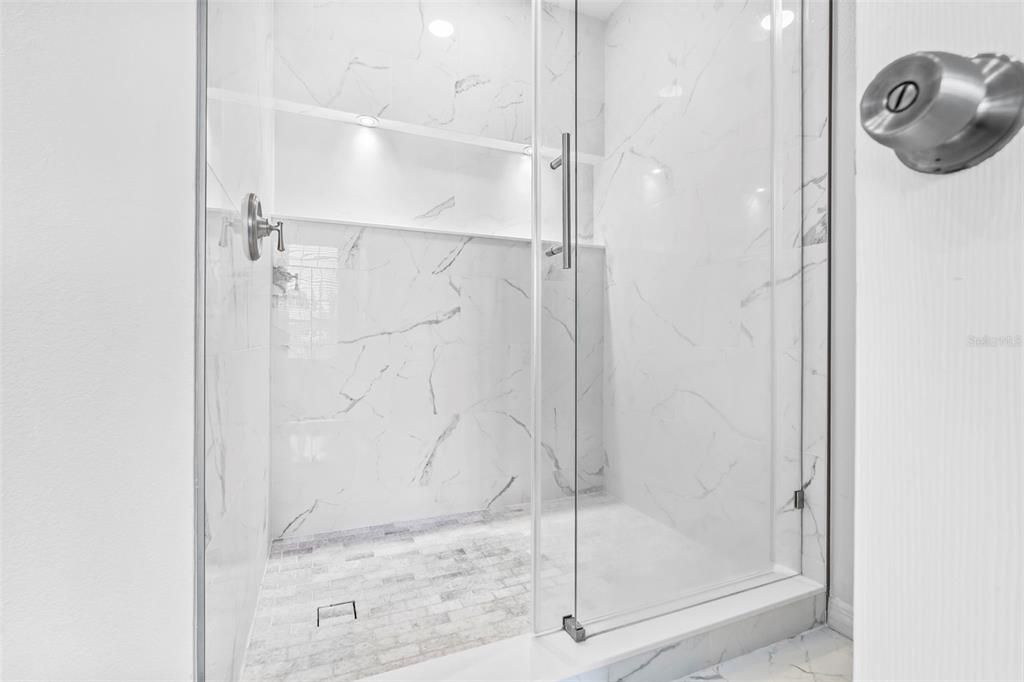 MASTER BATH SHOWER