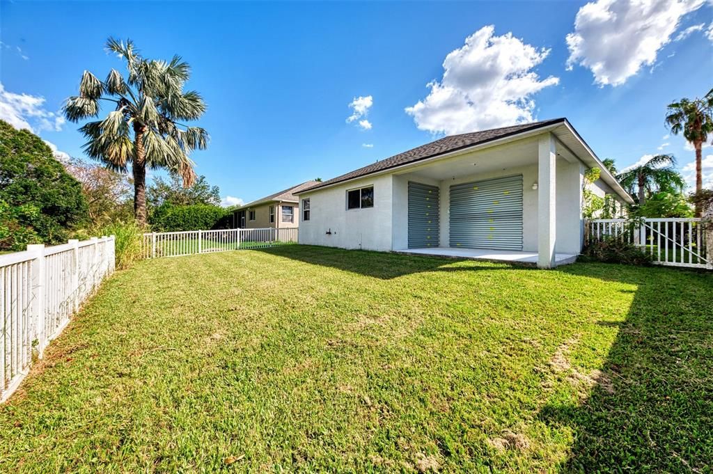 For Sale: $359,900 (3 beds, 2 baths, 2035 Square Feet)