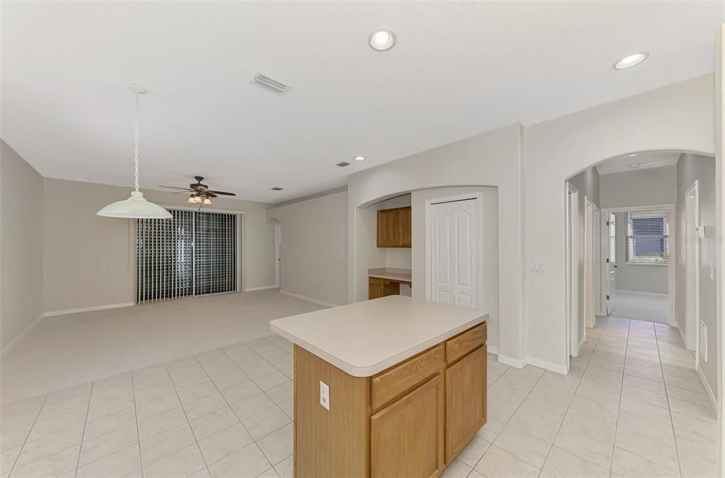 For Sale: $359,900 (3 beds, 2 baths, 2035 Square Feet)