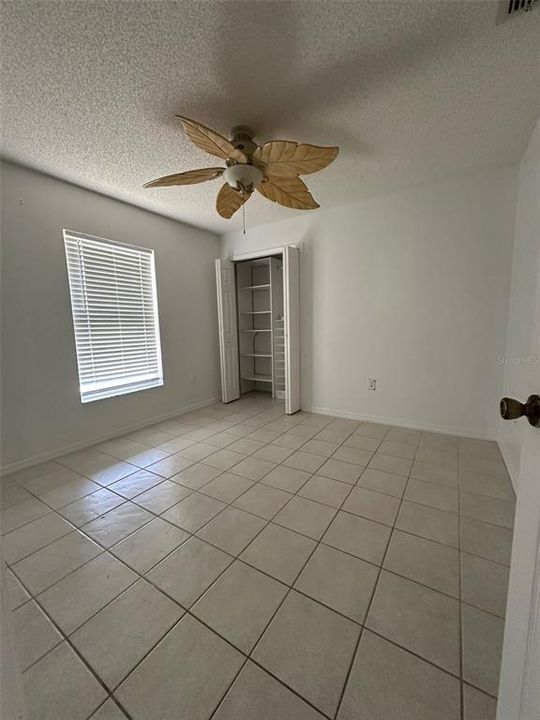 For Rent: $1,600 (3 beds, 2 baths, 1122 Square Feet)