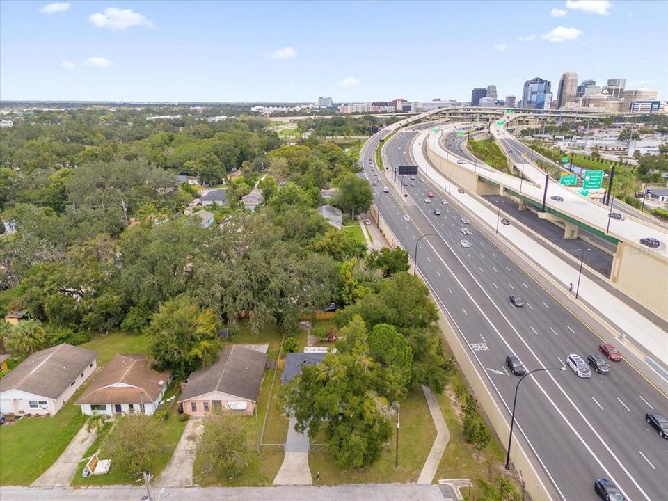 For Sale: $299,000 (3 beds, 2 baths, 996 Square Feet)